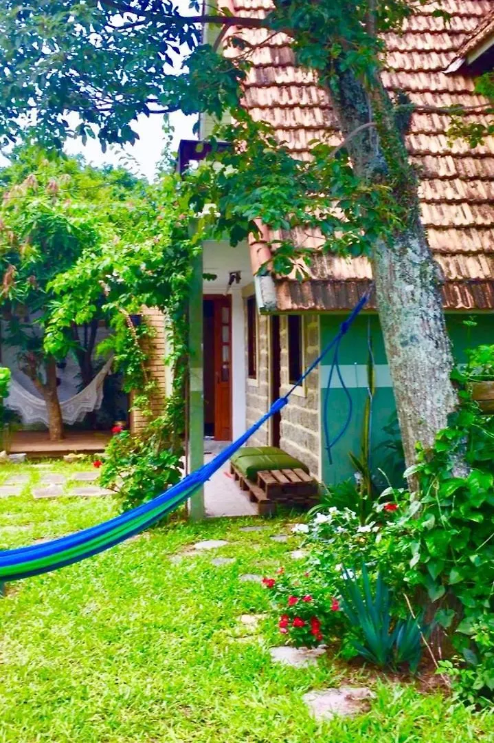 Hostel Mueller Na Praia De Mocambique Florianopolis