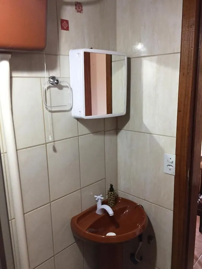 Hostel Mueller Na Praia De Mocambique Florianopolis